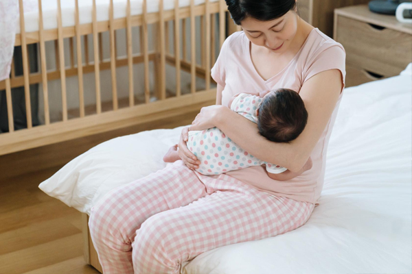 Ketahui Manfaat ASI Eksklusif bagi Bayi dan Ibu